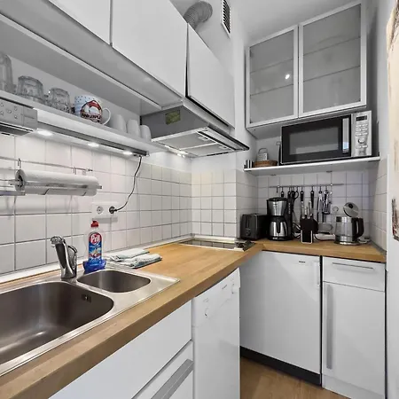 Objekt-nr 73 - - Kaiserallee Lubeka